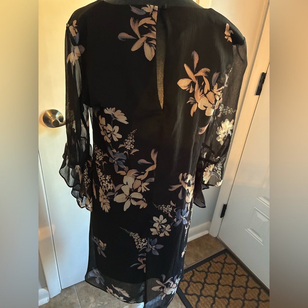 Calvin Klein Black and White Floral Long Sleeve Dress - Picture 3 of 5
